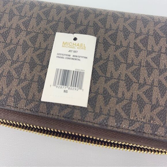 Michael Kors Continental Wallet/Wristlet - Picture 5 of 7
